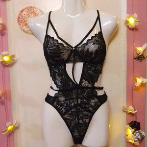Klier (S) Strappy Floral Lace Teddie with Cutout Accents